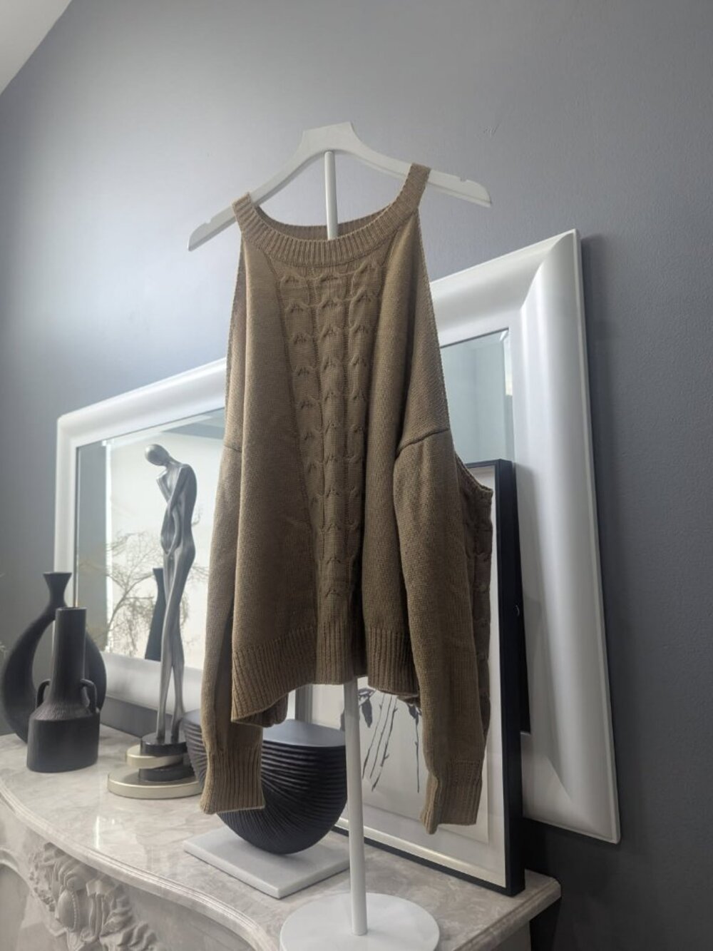 Taupe Cable Knit Sweater – Size 3XL